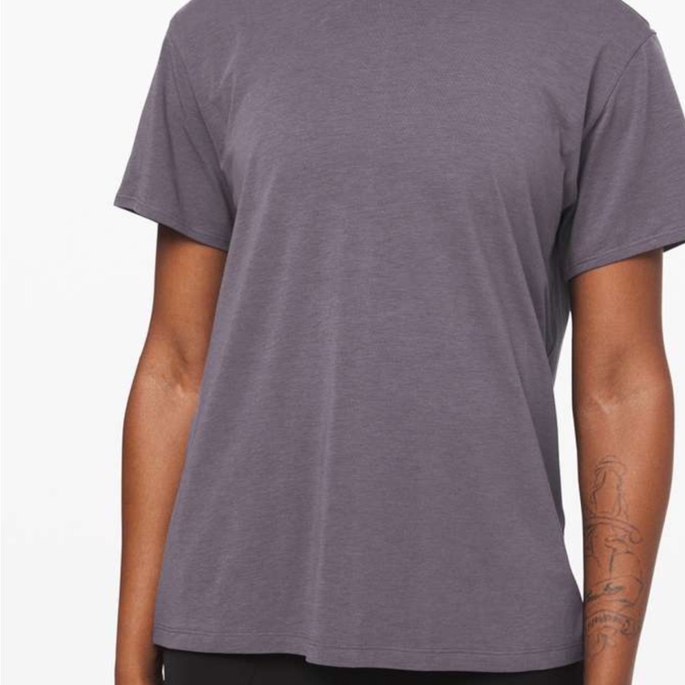 Lululemon All Yours Boyfriend Tee - Moondust vitasea
